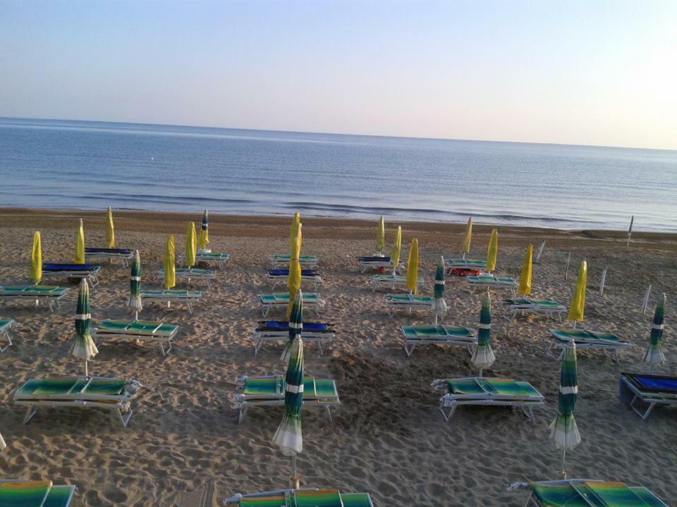 Centro Turistico La Perla Del Gargano Hotel โฟเชวาราโน ภายนอก รูปภาพ